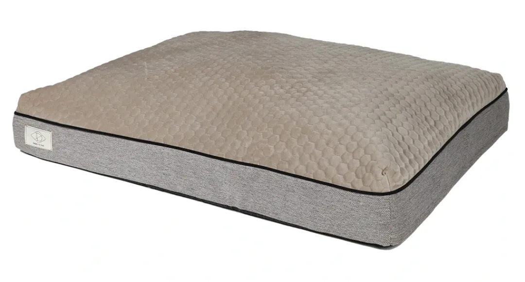 Europet Bernina International B.V. D&D Home Celia hundeseng Taupe stor 120x90x15 cm