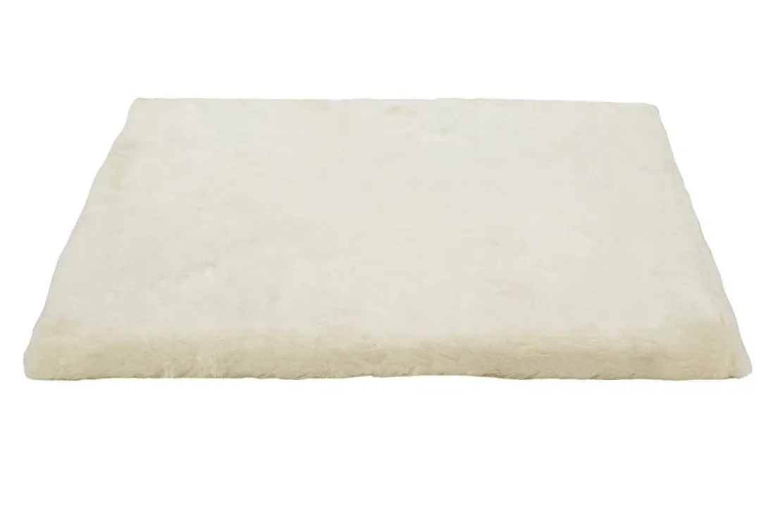 Kattens No. 1 Kattens no 1 Bund med plys 50x50 cm Cream