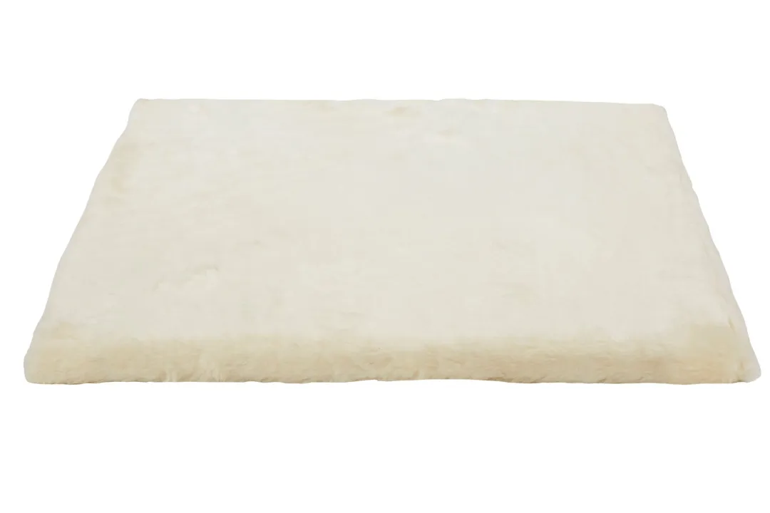 Kattens No. 1 Kattens no 1 Bund med plys 57x57 cm Cream