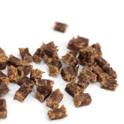 Snackit Kvalitetssnacks til hunde Snackit Bløde Heste terninger 100 g - naturlige hundesnacks